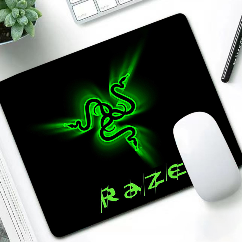 لوحة ماوس صغيرة عصرية من Hot R - مراجعة Laptop Accessories For Gaming وسعره